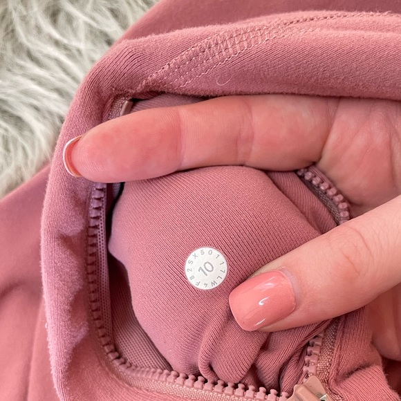 SOLD EVENT Lululemon define jacket - Picture 3 of 3